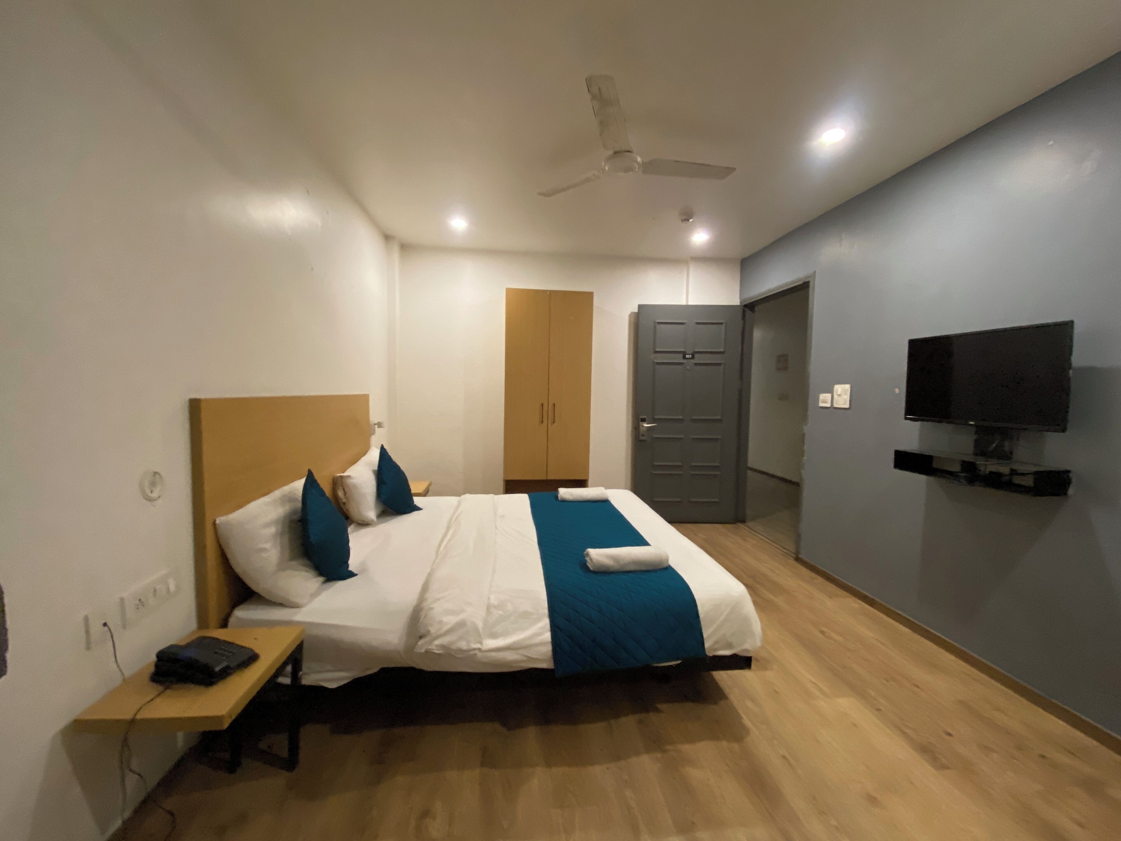 Foto - Hotel White Saffron Pitampura Near Kohat Enclave metro station