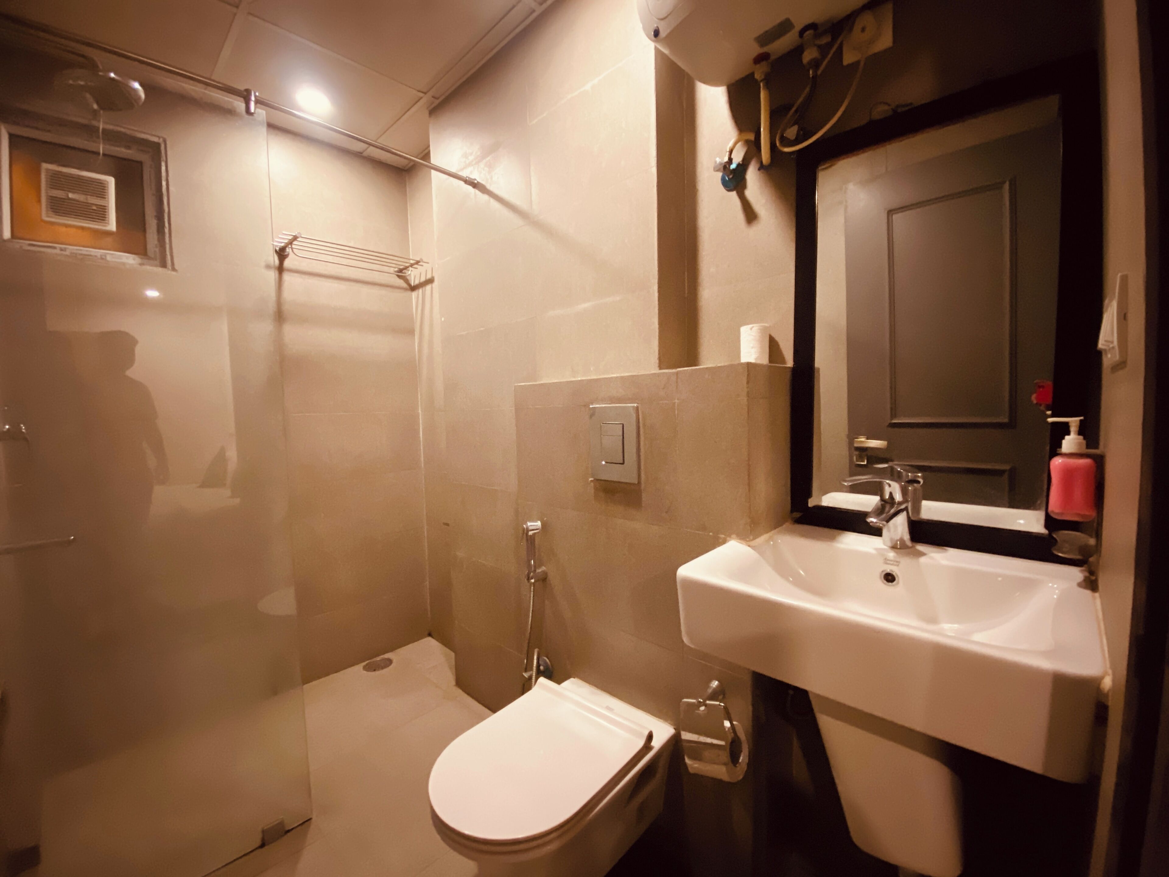 Foto - Hotel White Saffron Pitampura Near Kohat Enclave metro station