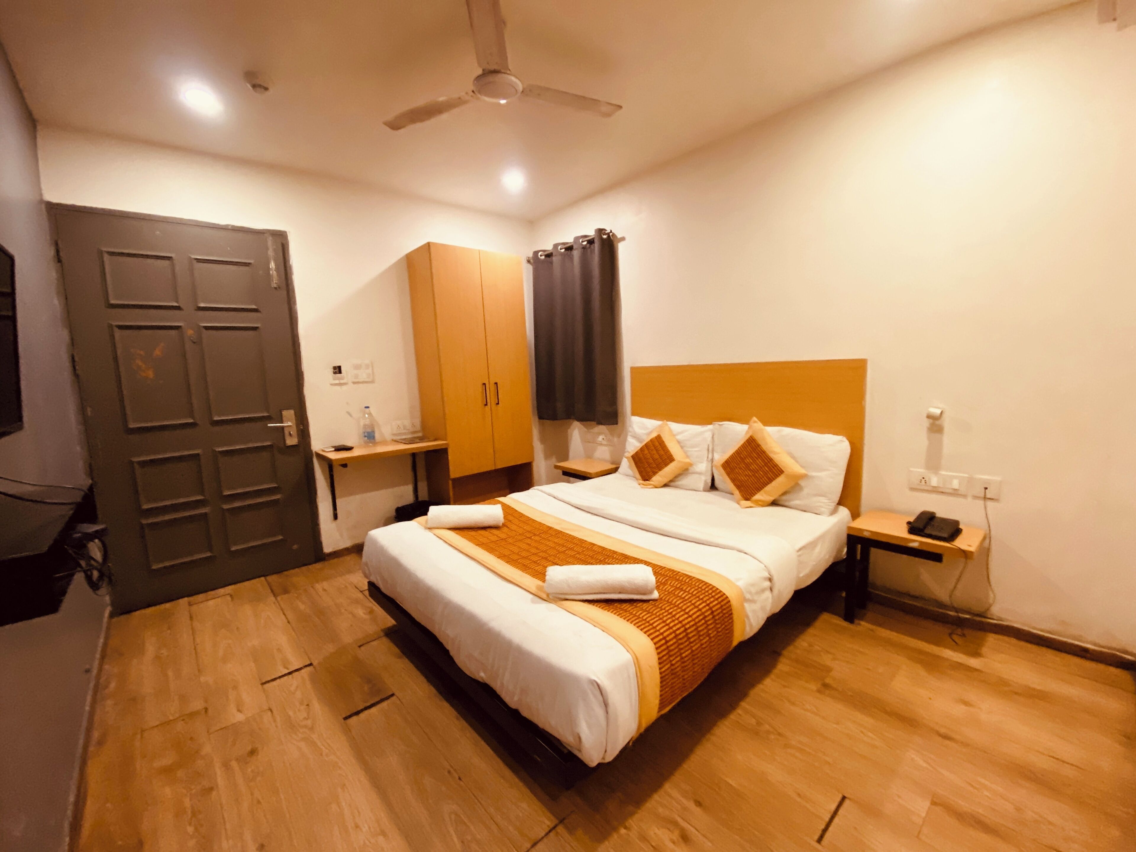 Foto - Hotel White Saffron Pitampura Near Kohat Enclave metro station