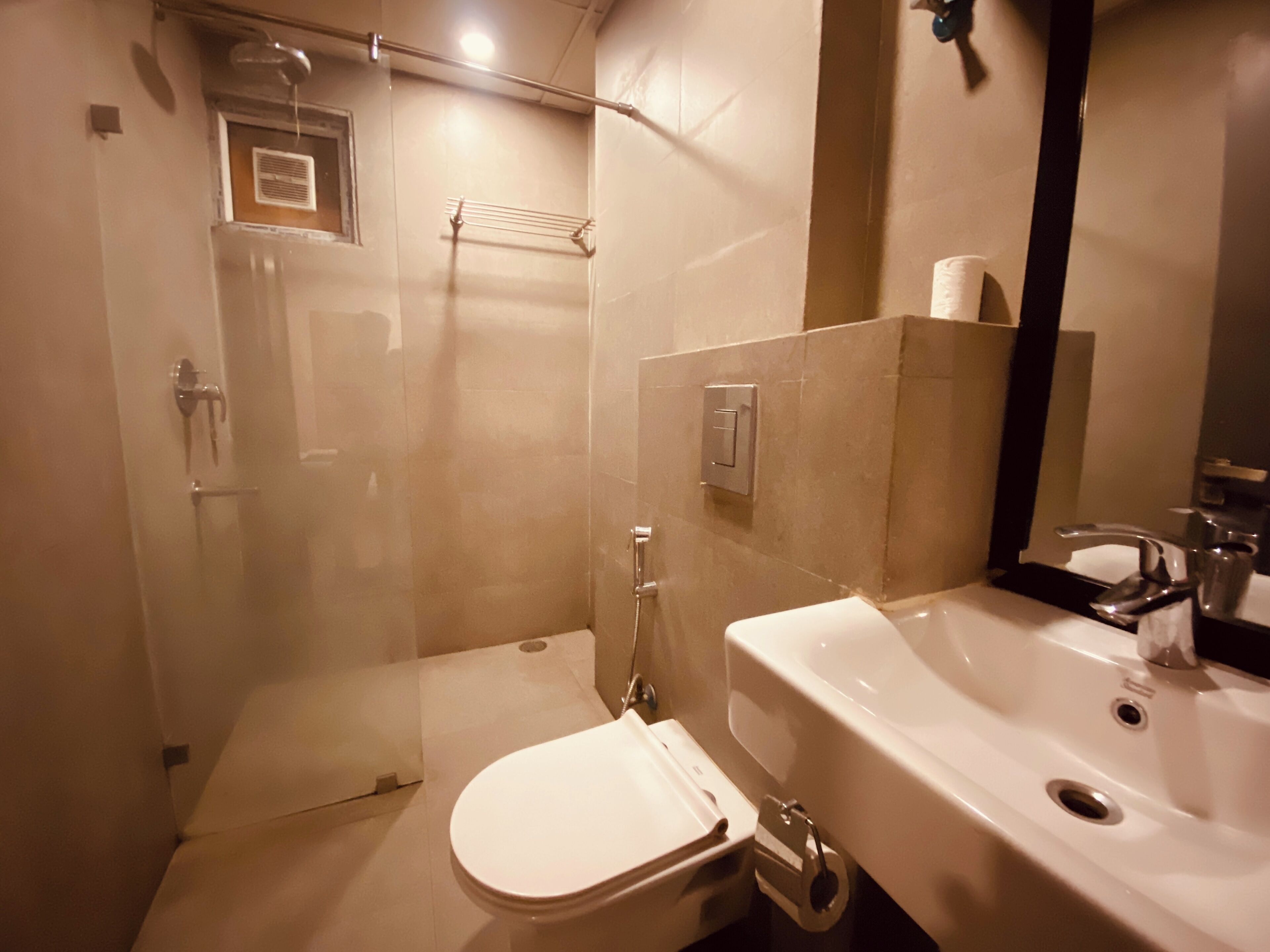 Foto - Hotel White Saffron Pitampura Near Kohat Enclave metro station