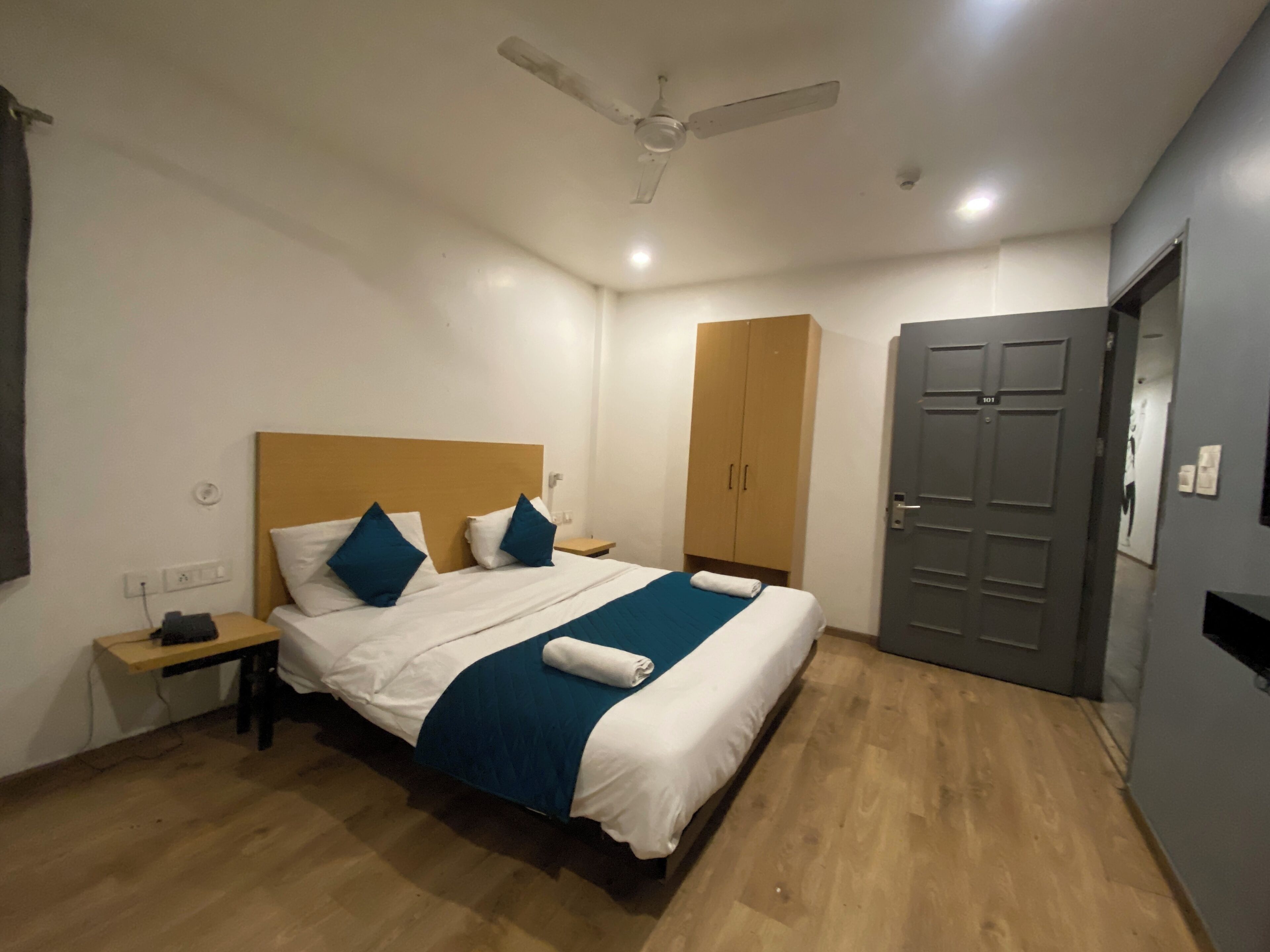 Foto - Hotel White Saffron Pitampura Near Kohat Enclave metro station