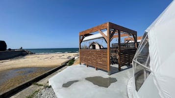 Basic Twin Room | Terrace/patio
