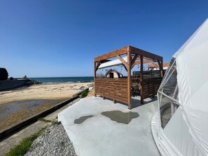 Quarto duplo básico | Terraço/pátio