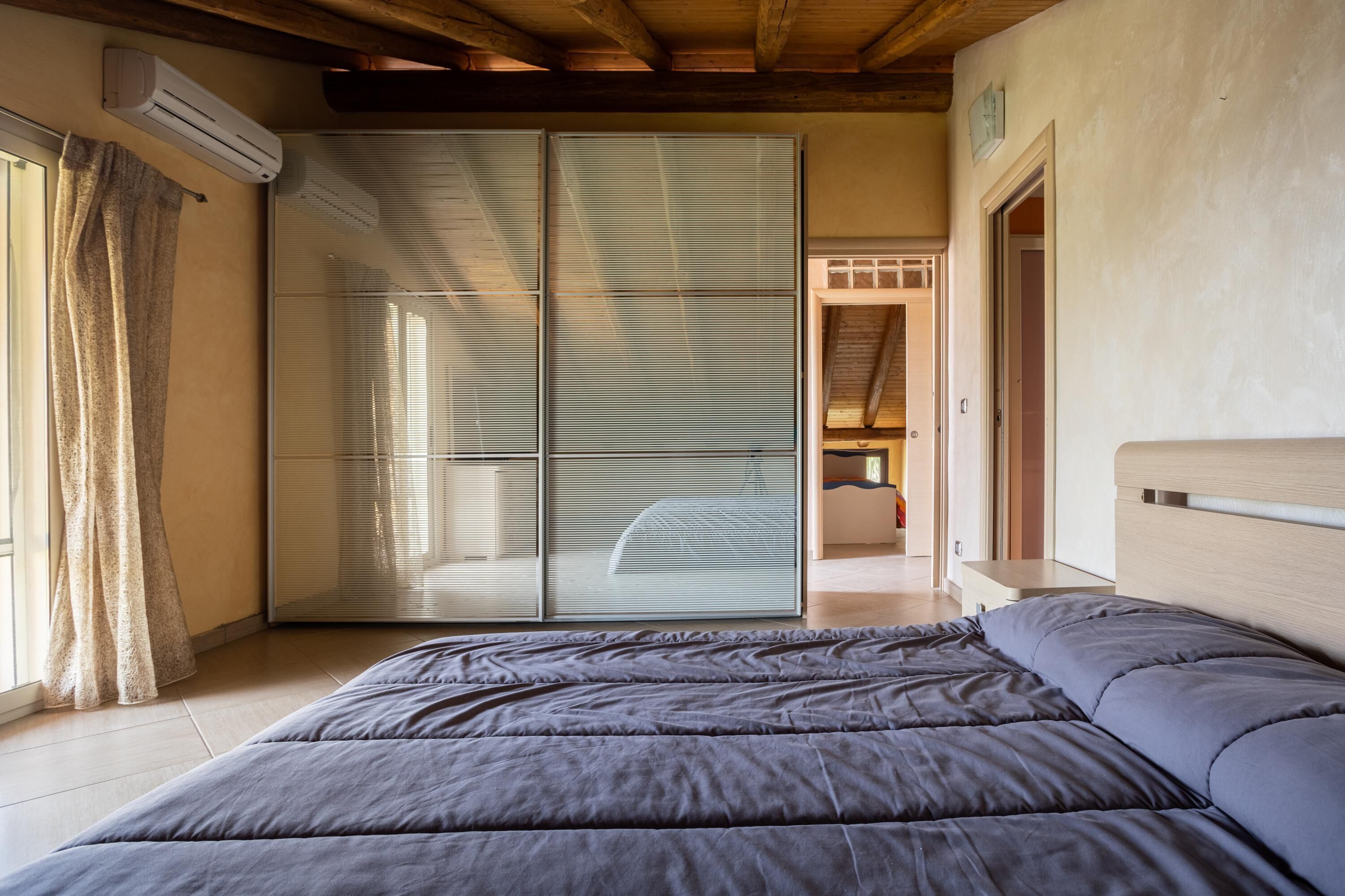 5 habitaciones, wifi gratis y ropa de cama 