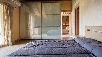 5 camere, Wi-Fi gratuito, lenzuola