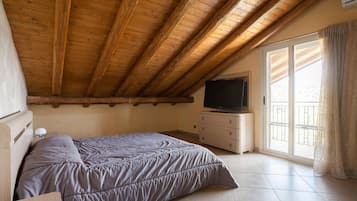 5 quartos, Wi-Fi de cortesia, roupa de cama