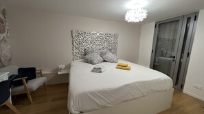 4 bedrooms, desk, iron/ironing board, free WiFi - Magnificent villa with exceptional view (Fontenay-sous-Bois)