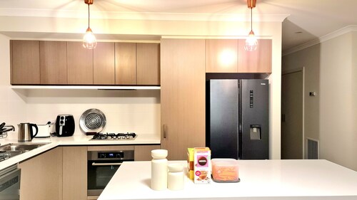 Melbourne Airport Homestay