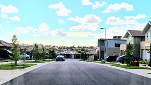 Unclassified image, 4 of 20, button - Melbourne Airport Homestay (Westmeadows)