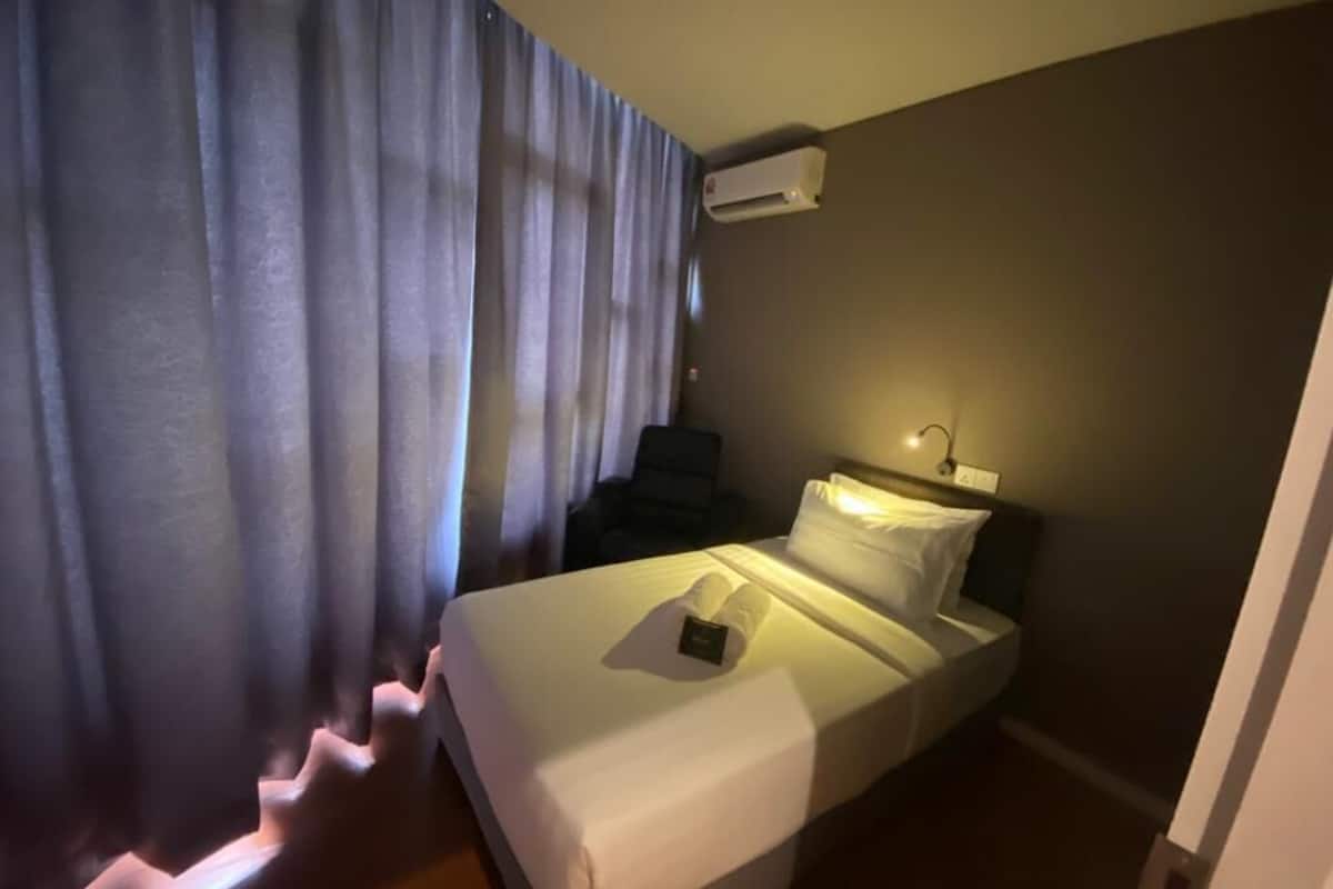 Quarto solteiro | Wi-Fi de cortesia
