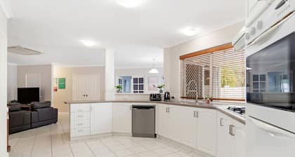 Aqua La Vista Mandurah