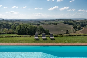 Pool - Stunning Villa, With Private Pool At 6km From Siena (Siena)