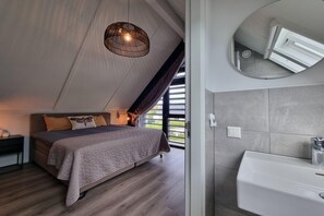 4 bedrooms, free WiFi