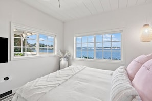 2 chambres, fer et planche à repasser, lit parapluie, Wi-Fi gratuit