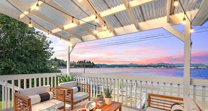Salish Sea Cottage-2 BR Waterfront in Port Orchard
