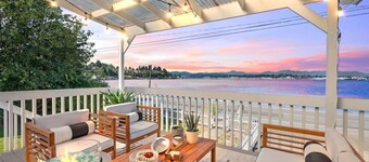 Salish Sea Cottage-2 BR Waterfront in Port Orchard