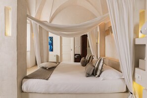 Comfort Studio Suite | Free minibar items, individually furnished, laptop workspace - Masseria Messapia Wine Resort & SPA (Mesagne)