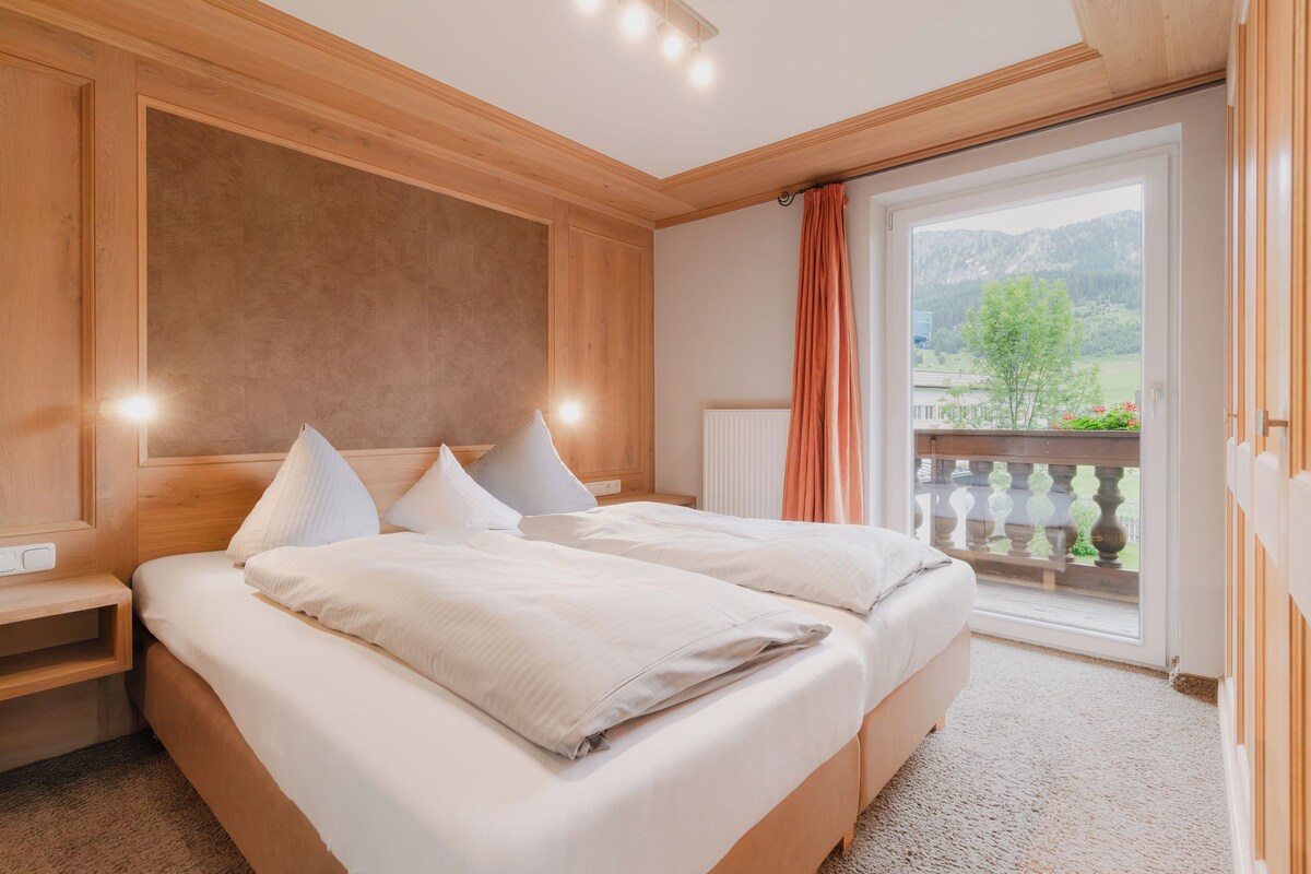Ropa de cama hipoalergénica y minibar 