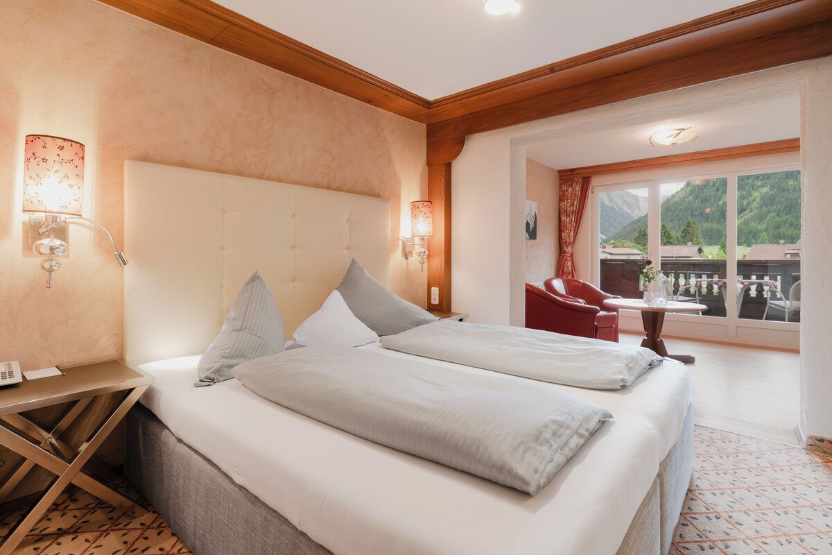 Ropa de cama hipoalergénica y minibar 