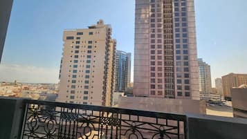 Appartement Deluxe, 2 chambres, accĂšs piscine | Vue sur la ville