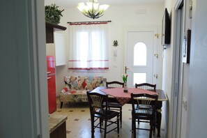 Dining - Romantic apartment in Chioggia (chioggia)