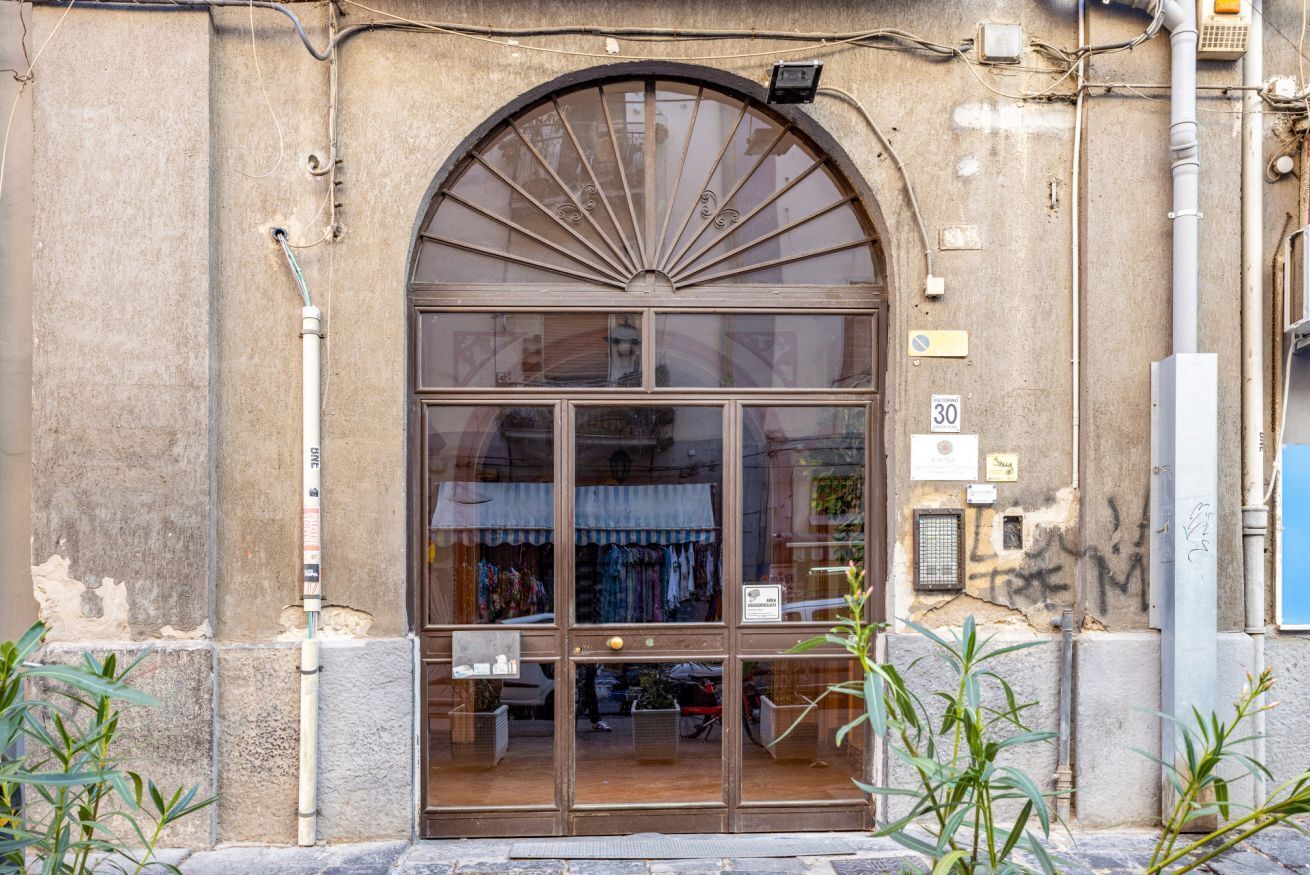 تفاصيل الفندق من الخارج