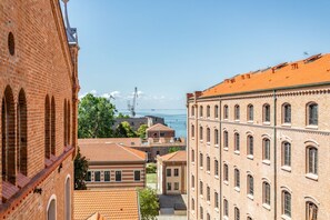 Vue depuis lâhĂ©bergement