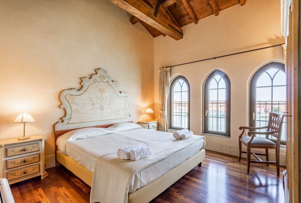 2 bedrooms, Internet