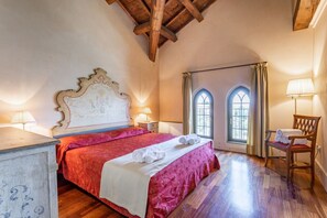 2 dormitorios, tabla de planchar con plancha, Internet y ropa de cama
