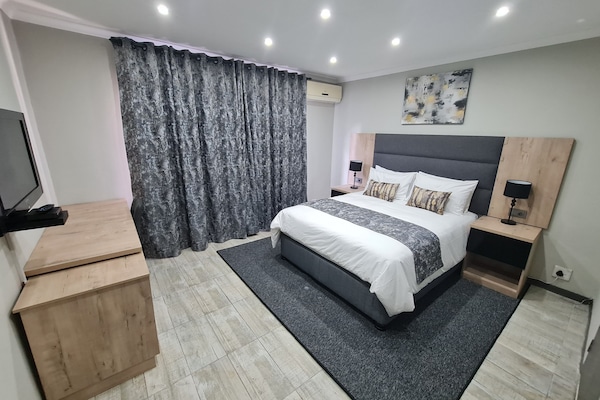 In-room safe, iron/ironing board, free WiFi, bed sheets