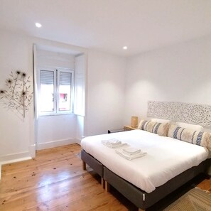 2 bedrooms, desk, iron/ironing board, travel cot