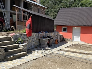 Exterior - Handicap accessible accommodations (Gusinje)