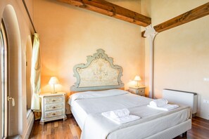 1 soveværelse, internetforbindelse