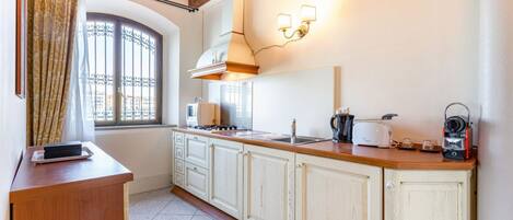 Micro-ondes, plaque de cuisson