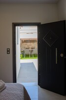 Deluxe Double Room | Terrace/patio