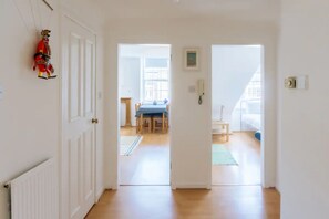 Basic-Apartment, Mehrere Betten | Innenbereich