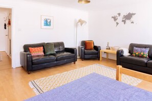 Apartamento básico, várias camas | Parte interna