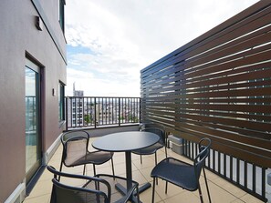 尊贵客房, 无烟房 (Terrace) | 羽绒被、客房内保 险箱、遮光窗帘、免费 WiFi