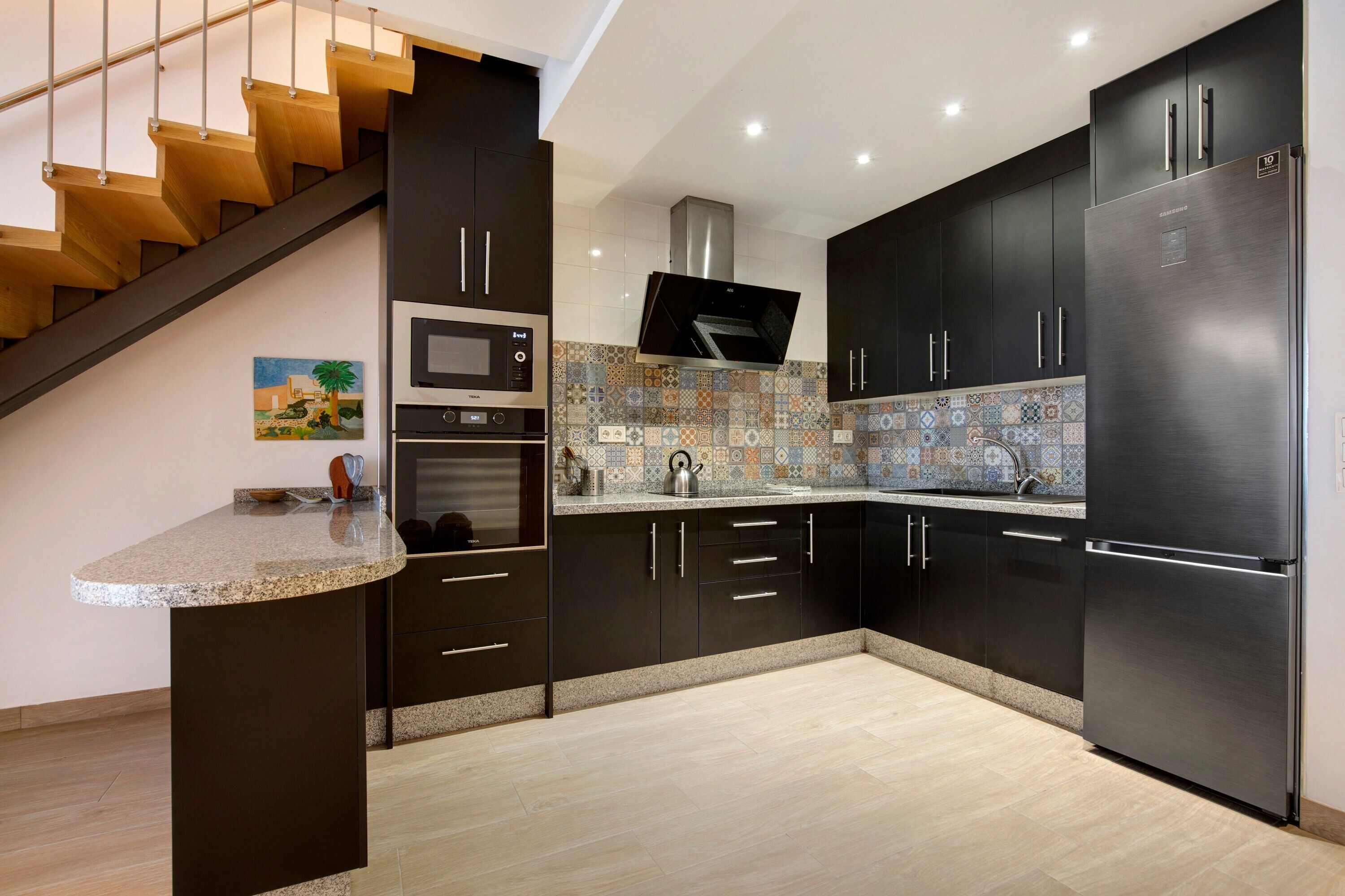 Refrigerador, microondas, horno, placa de cocina