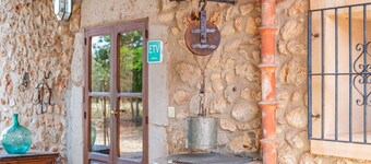 Holiday Home Es Cami Vell with Pool & Wi-Fi