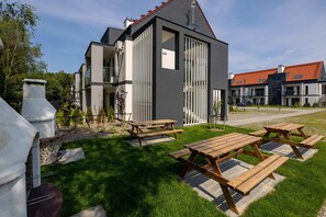 Outdoor dining - Zaciszna 13 | Niechorze | Air-conditioned Studio for 3 persons | Terrace (Niechorze)