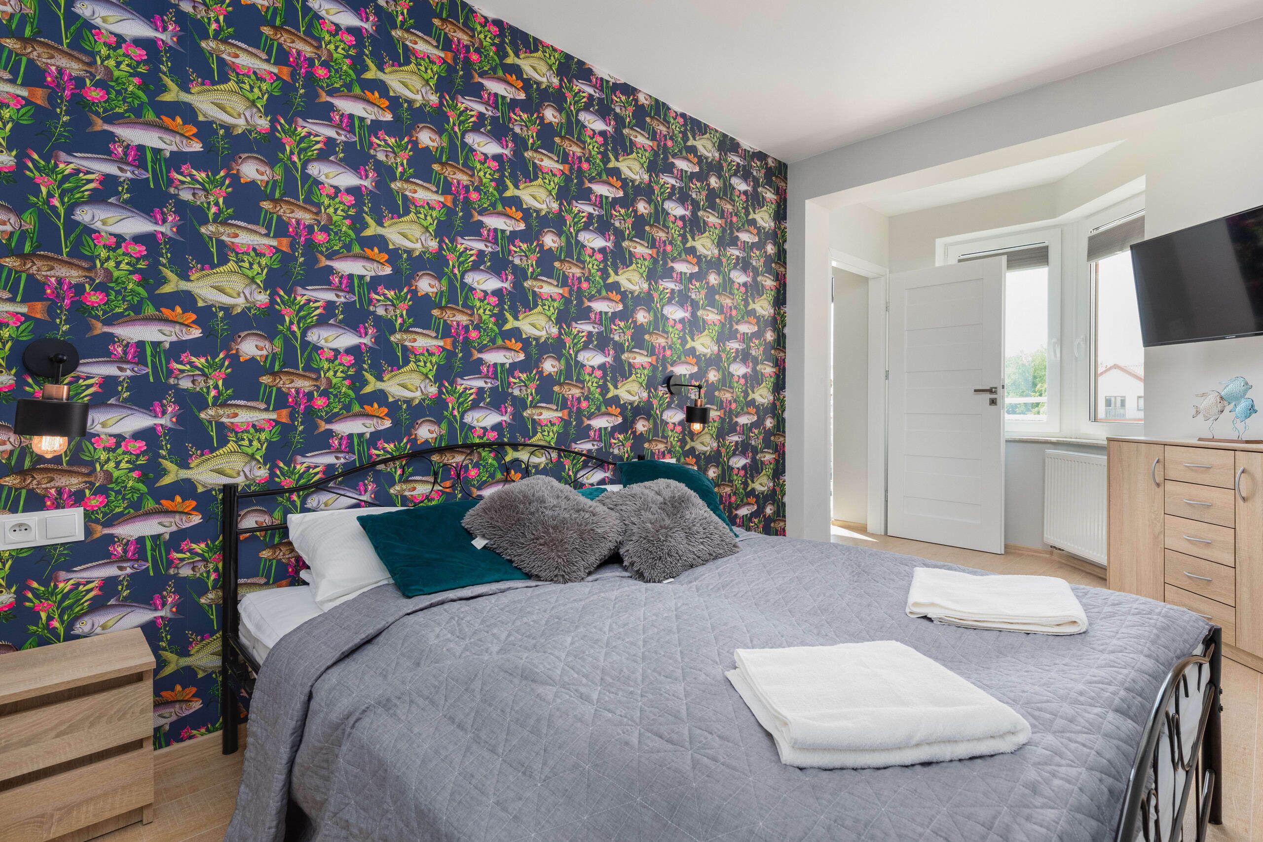 2 slaapkamers, een bureau, een strijkplank/strijkijzer, wifi