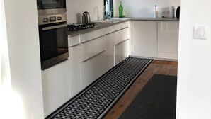 Uklassifisert bilde, 5 av 27, knapp
