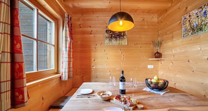 Chalet 'Bergchalet Refugium Martius' mit Bergblick, Garten und WLAN