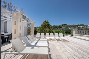 Outdoor dining - Villa 'Stellina' with Shared Terrace, Wi-Fi and Air Conditioning (ostuni)