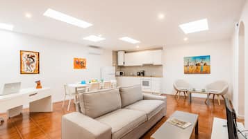 Apartemen, 3 kamar tidur, di pinggir kolam renang | Area keluarga | TV