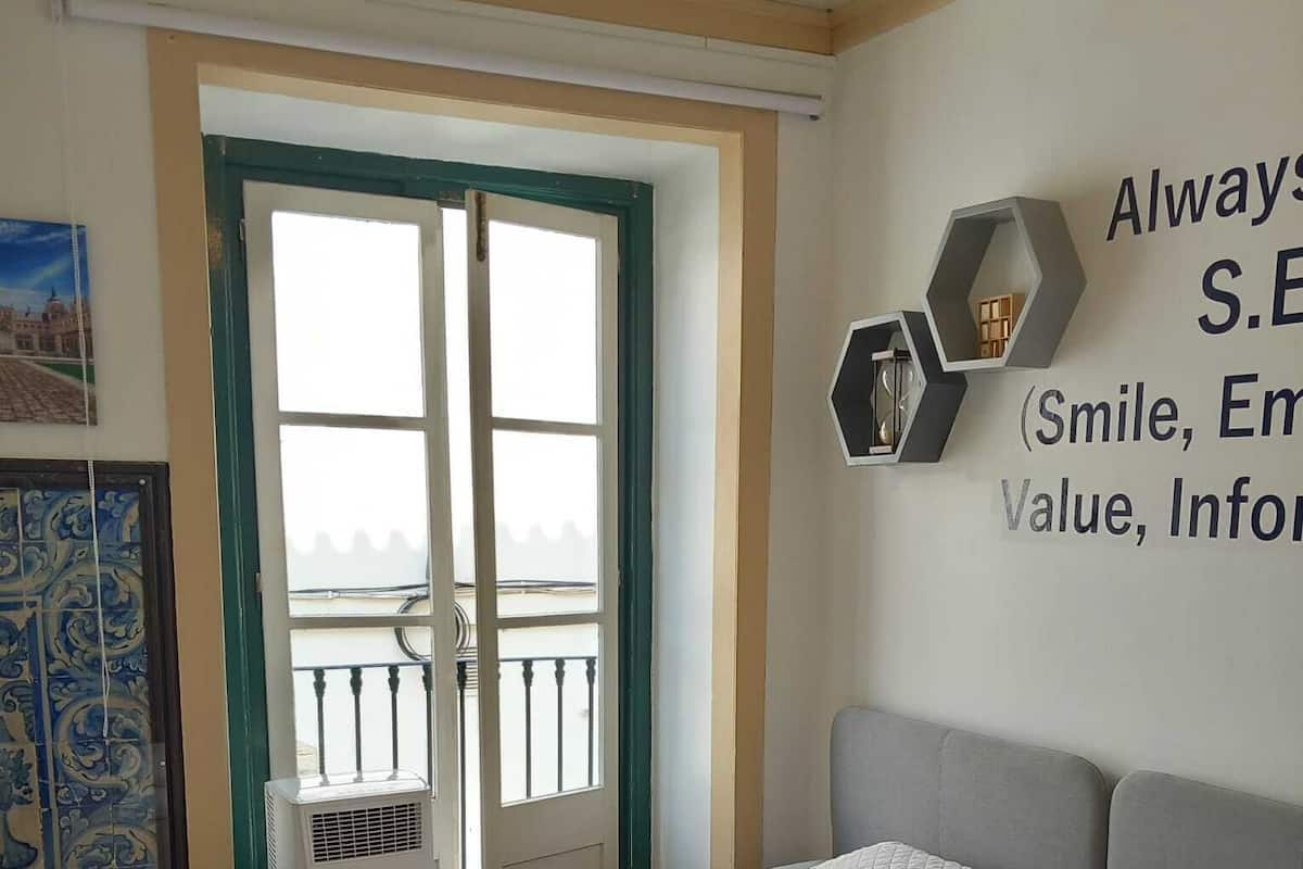 Eenvoudige kamer, 1 twee- of 2 eenpersoonsbedden | Gratis wifi, beddengoed