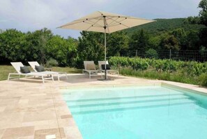 Piscine extérieure, piscine chauffée