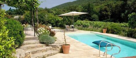 Piscine extérieure, piscine chauffée