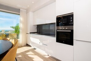 Fridge, microwave, oven, dishwasher